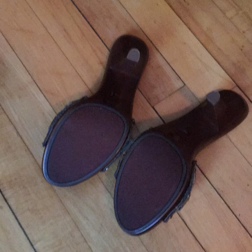 Shoes - Picture 4 of 4